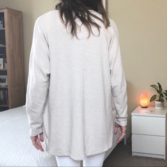 AEO Beige Plush Cardigan - Picture 2 of 5